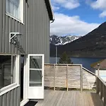 Vacation In With Views Of Segla And The Fjord Nyaraló *